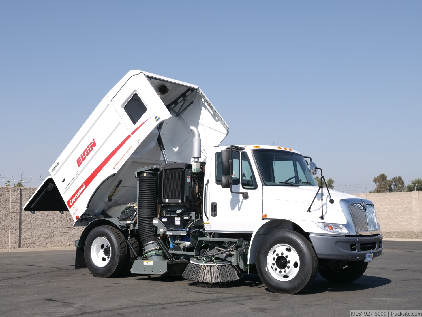 2006 International Elgin Crosswind J Air Street Sweeper ...